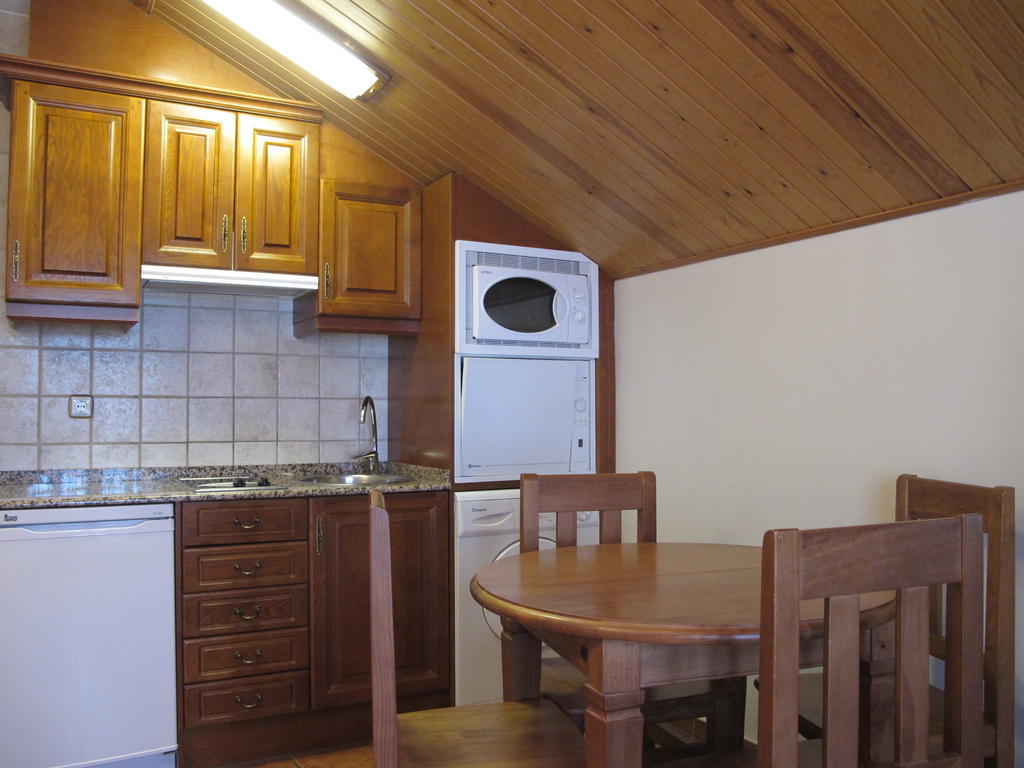 Apartamentos Casa Español Broto Habitación foto
